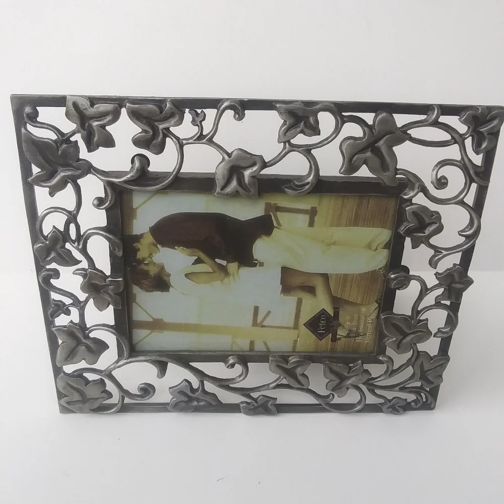 Pewter Picture Frame, Ivy Leaves, 3.5